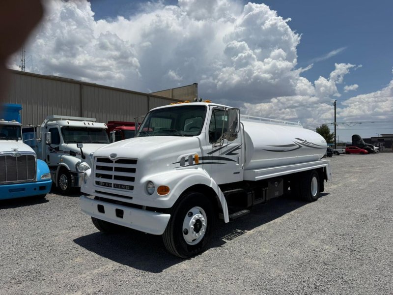Camion pipa de 16,000 Litros